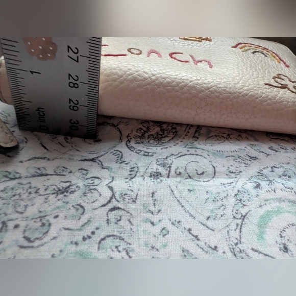 Coach Print Wallet - Picture 15 of 16